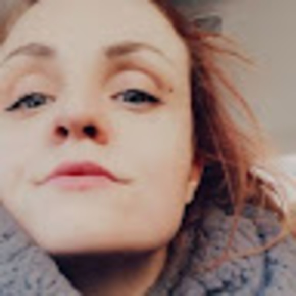 Meet your Posher, Véronique - Picture 1 of 1